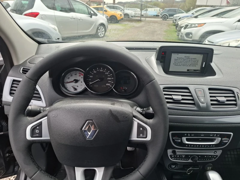 Renault Megane 1.5 = dci. - 110кс.  GTline, снимка 14 - Автомобили и джипове - 49678053