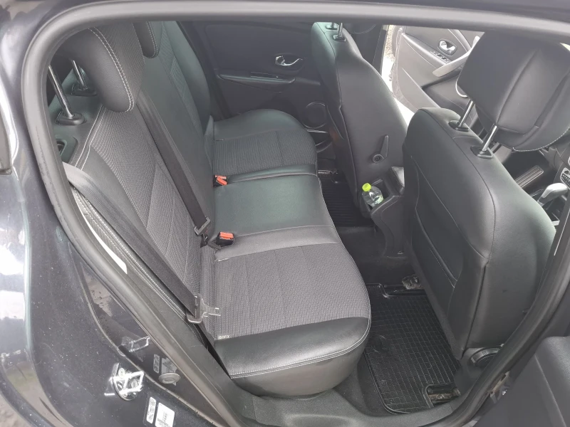 Renault Megane 1.5 = dci. - 110кс.  GTline, снимка 10 - Автомобили и джипове - 49678053