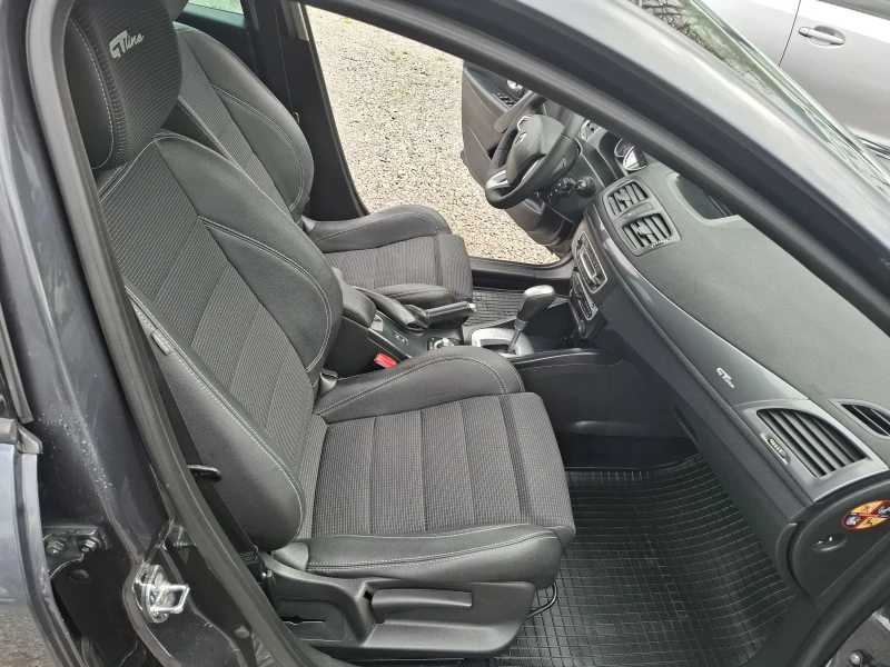 Renault Megane 1.5 = dci. - 110кс.  GTline, снимка 9 - Автомобили и джипове - 49678053