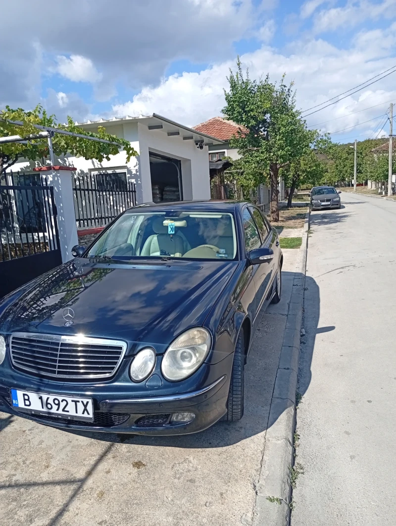 Mercedes-Benz E 320, снимка 3 - Автомобили и джипове - 51707187