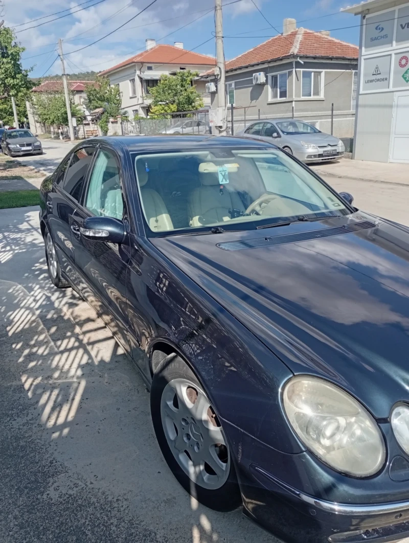 Mercedes-Benz E 320, снимка 2 - Автомобили и джипове - 51707187