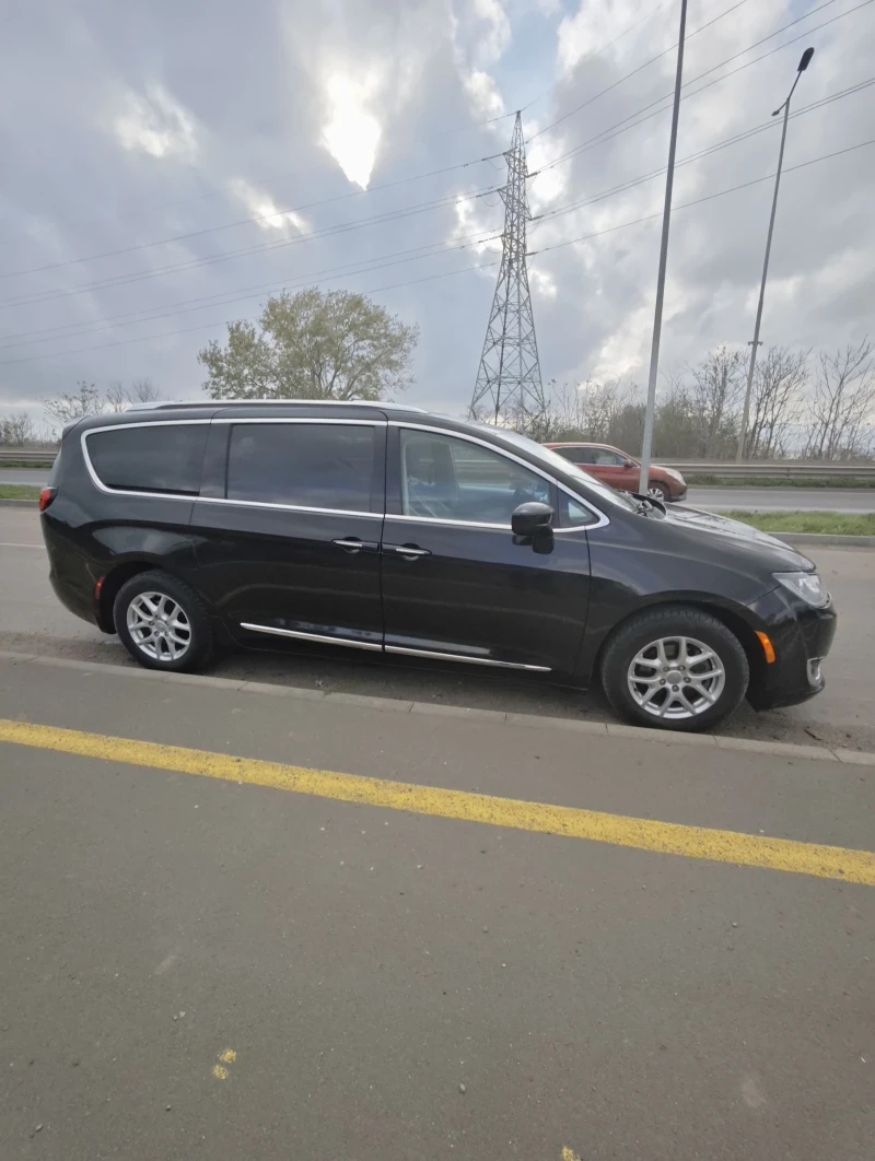 Chrysler Pacifica 2020г. LPG, снимка 3 - Автомобили и джипове - 52674676