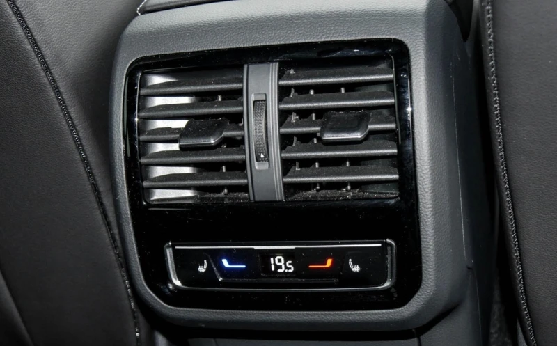 VW Arteon 2.0 TDI SHOOTING BRAKE R-LINE CAMERA MATRIX, снимка 13 - Автомобили и джипове - 53025960