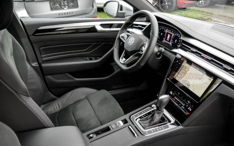 VW Arteon 2.0 TDI SHOOTING BRAKE R-LINE CAMERA MATRIX, снимка 3 - Автомобили и джипове - 53025960