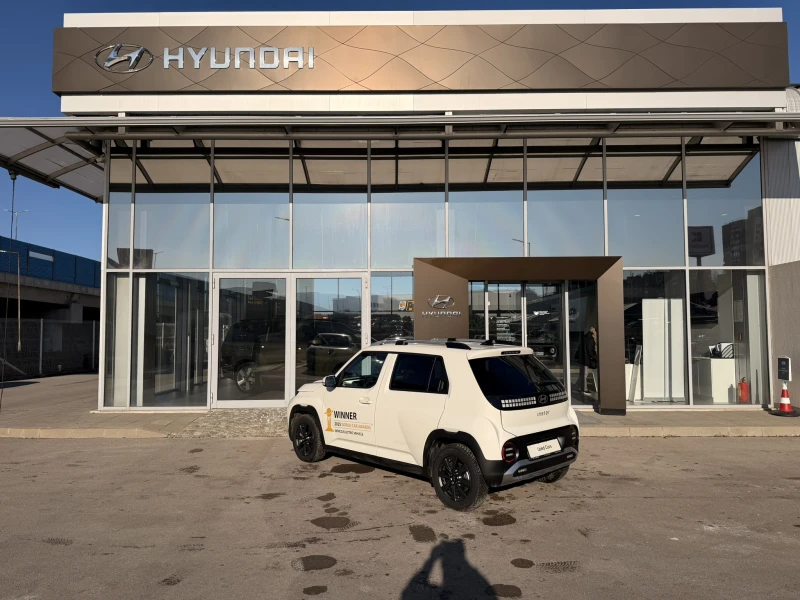 Hyundai Inster Exclusive 49kWh, снимка 3 - Автомобили и джипове - 53156067