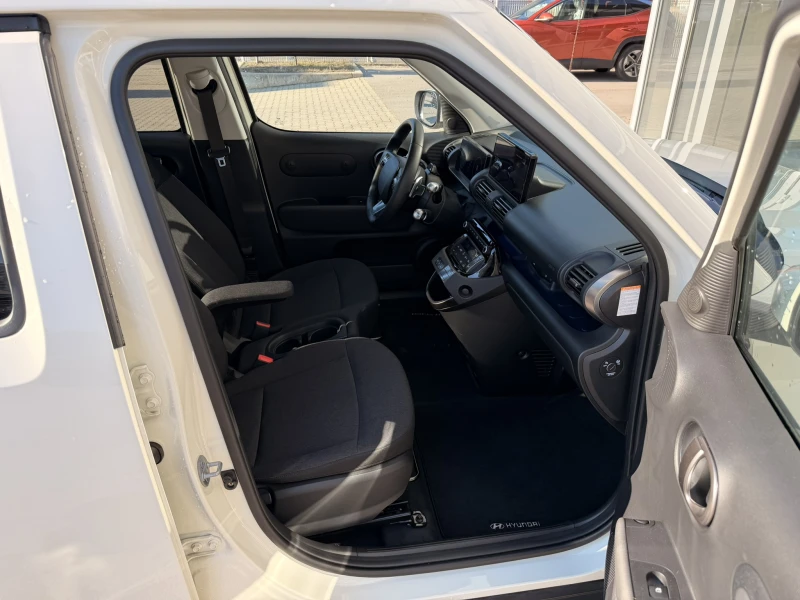 Hyundai Inster Exclusive 49kWh, снимка 10 - Автомобили и джипове - 53156067