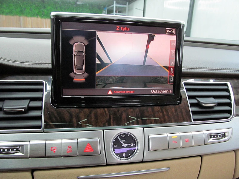 Audi A8 4.2TDI/FUL LED/360K ВАКУМ ПОДГРЕВ ОБДУХВАНЕ ЛИЗИНГ, снимка 16 - Автомобили и джипове - 53165955