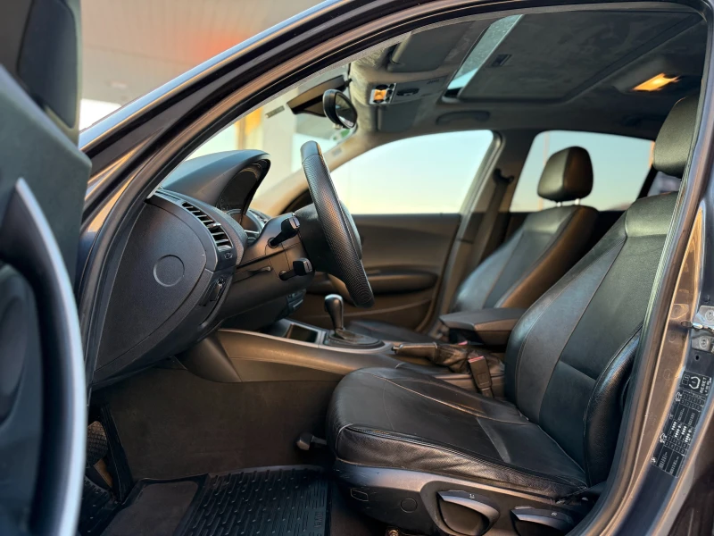 BMW 120 Auto/Подгрев/Кожа/Люк, снимка 13 - Автомобили и джипове - 53167791