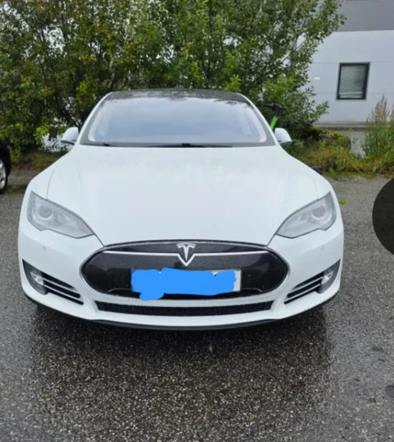 Tesla Model S P85+ free supercharger  - изображение 3