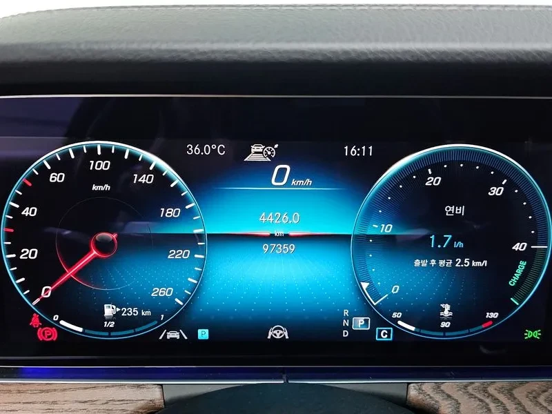 Mercedes-Benz E 200 - САМО 30% АВАНС, снимка 8 - Автомобили и джипове - 55568440