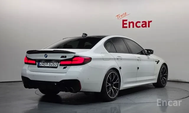 BMW M5 Competition* 360* HUD* Обдух* ACC, снимка 2 - Автомобили и джипове - 56709813