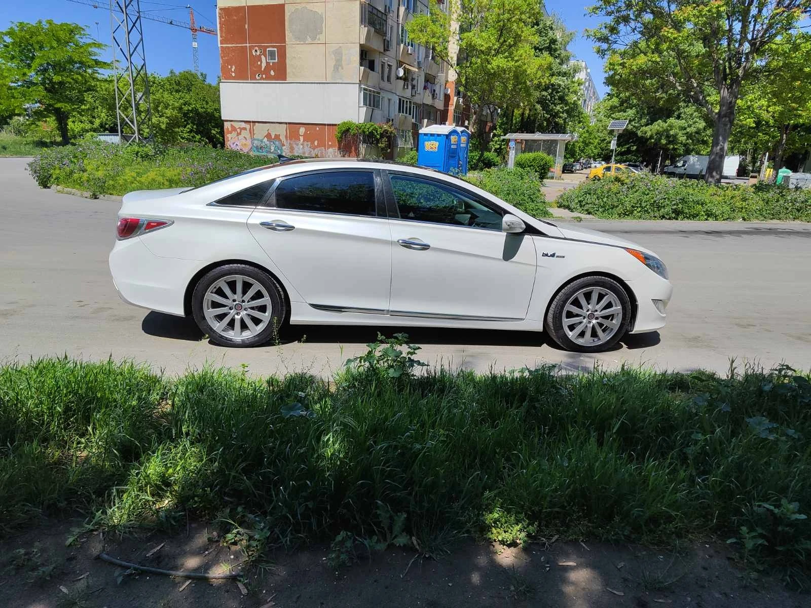 Hyundai Sonata 2.4 Hybrid - изображение 4