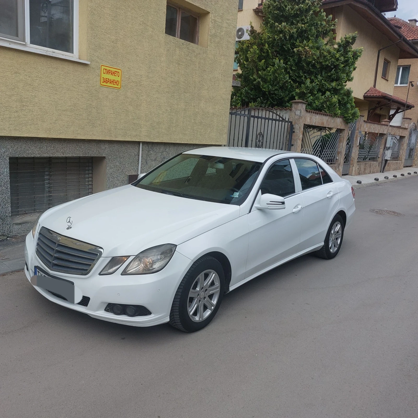 Mercedes-Benz E 200 2.2 CDI - изображение 3