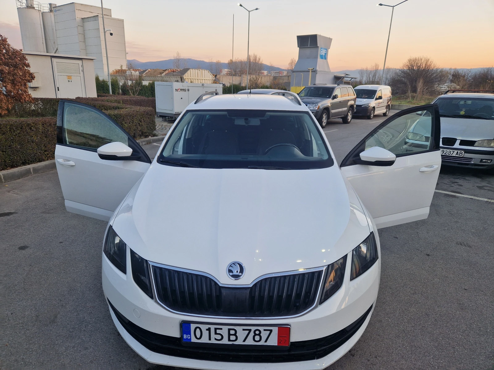 Skoda Octavia 1.8TSI/DSG/LED - изображение 8