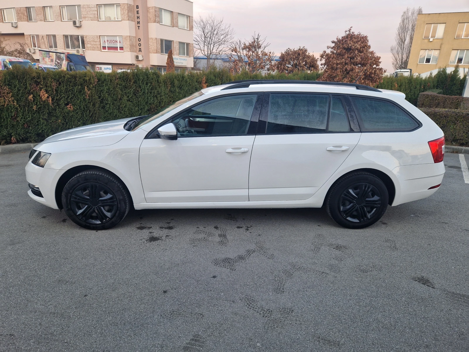 Skoda Octavia 1.8TSI/DSG/LED - изображение 2