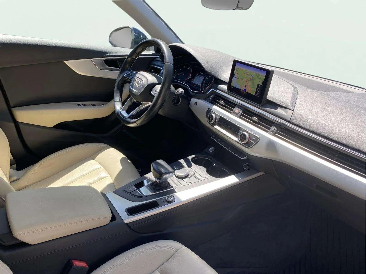 Audi A4 Design 2.0 TDI, снимка 11 - Автомобили и джипове - 53253547