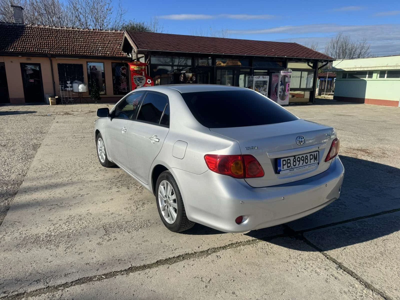 Toyota Corolla Втори собственик! - изображение 4