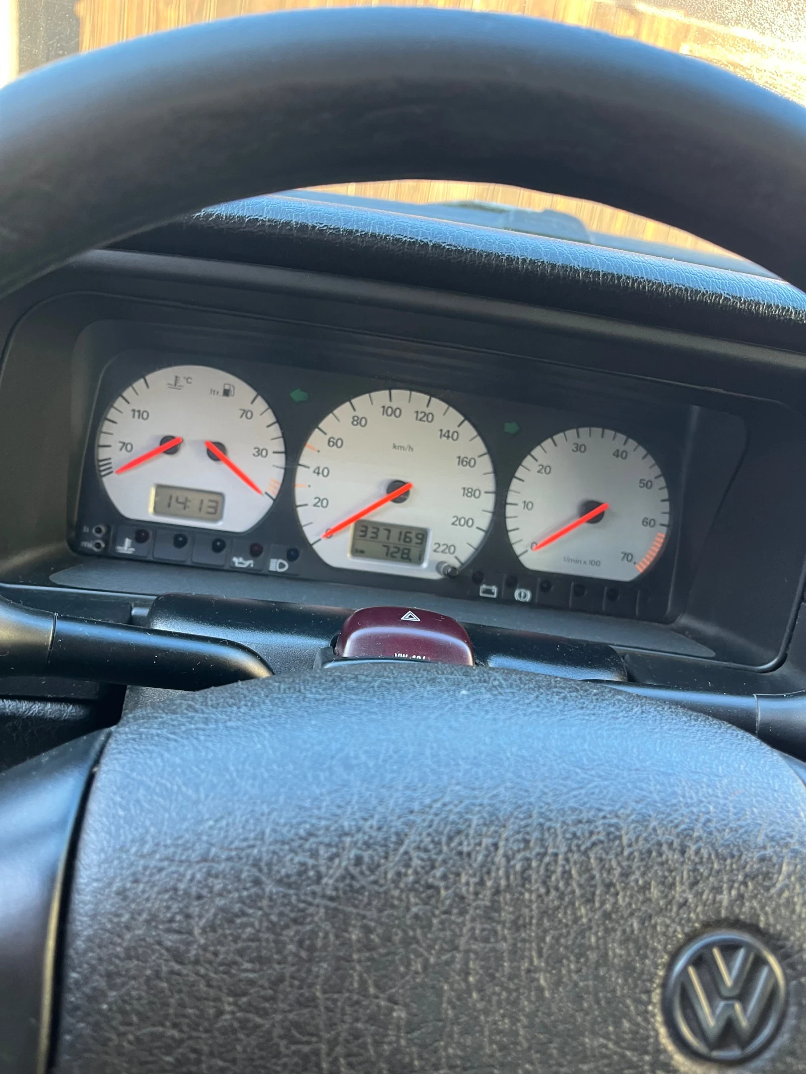 VW Passat  - изображение 7