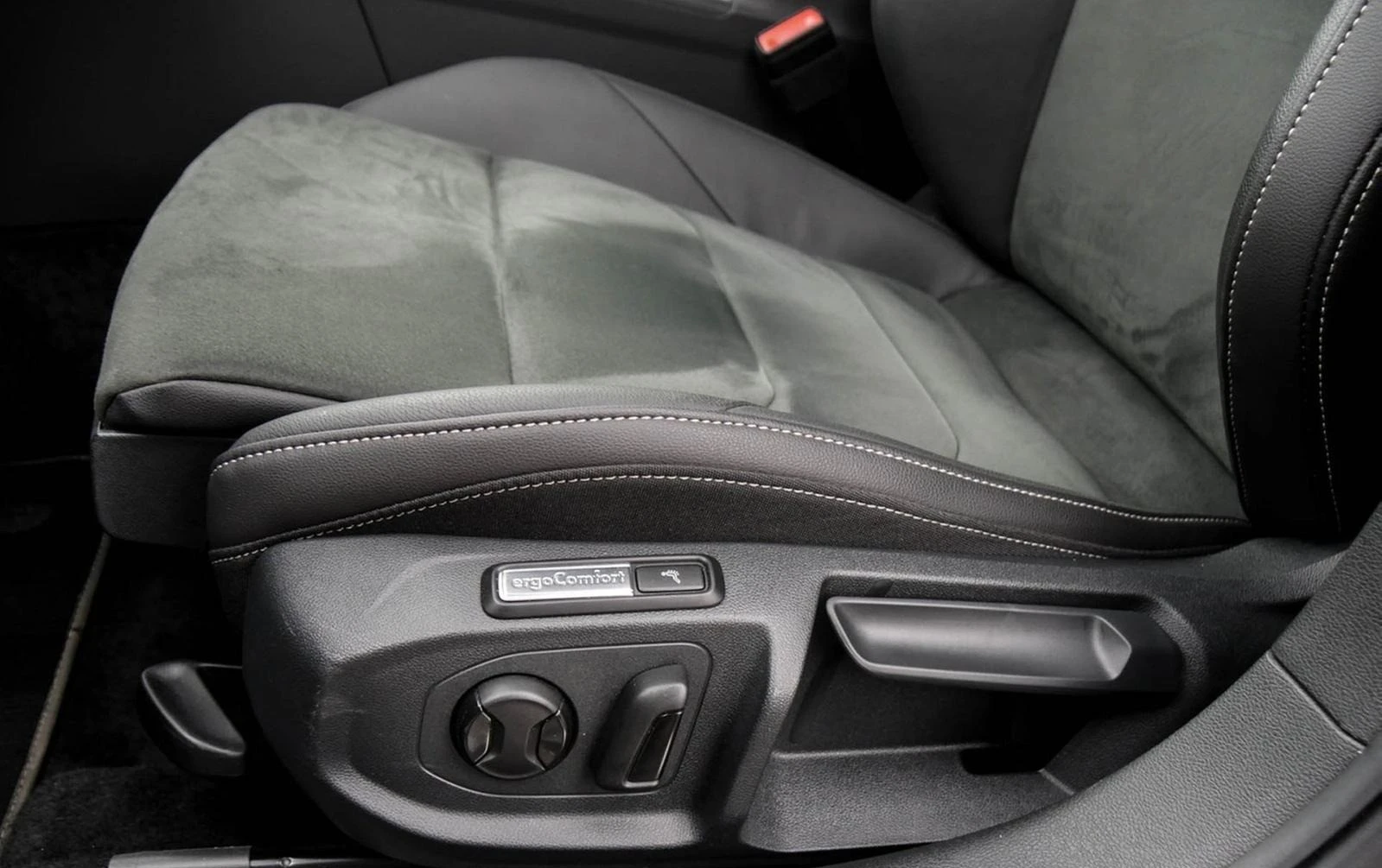 VW Arteon 2.0 TDI SHOOTING BRAKE R-LINE CAMERA MATRIX - изображение 9