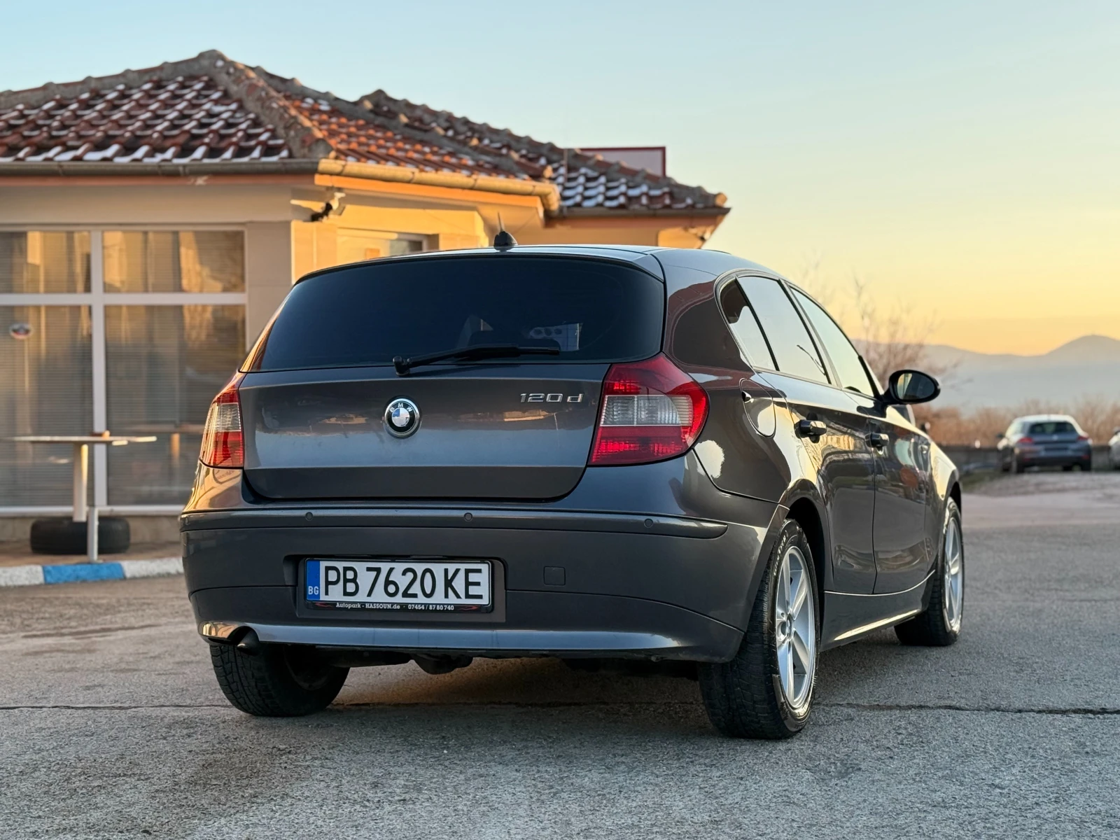 BMW 120 Auto/Подгрев/Кожа/Люк - изображение 6