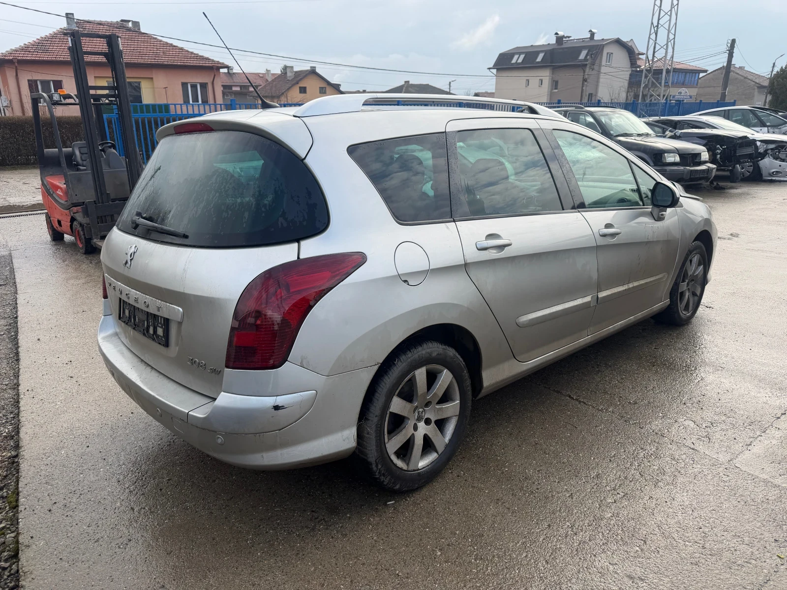 Peugeot 308 1.6i - изображение 2
