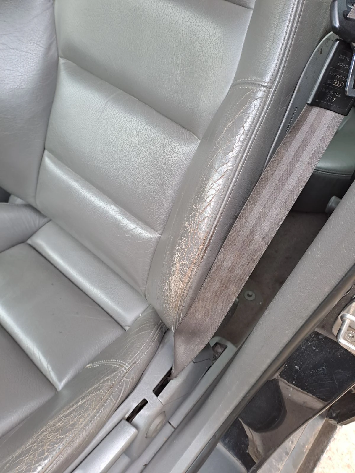 Audi A4 B 5, снимка 13 - Автомобили и джипове - 53730457