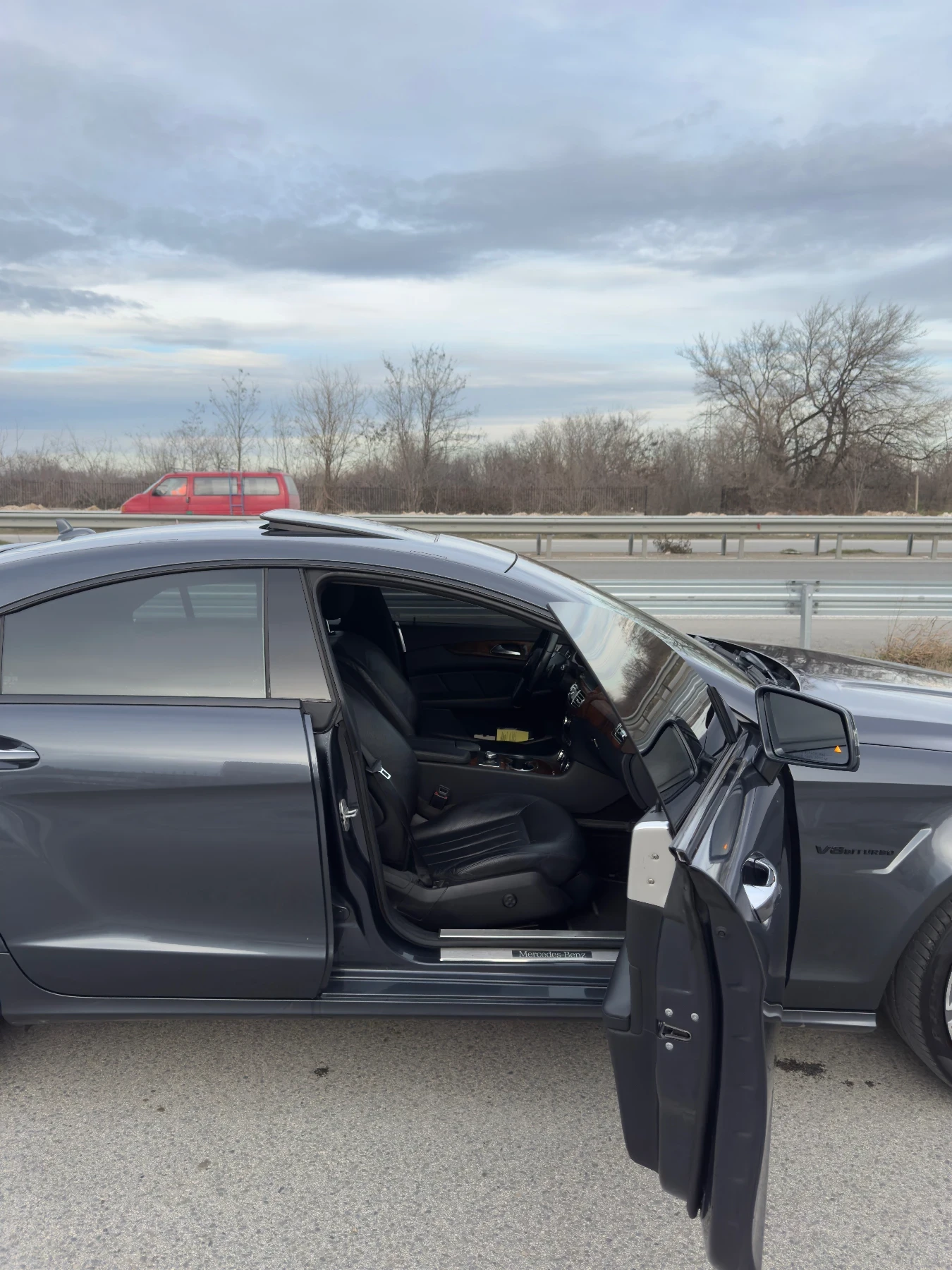 Mercedes-Benz CLS 550 Cls550 ВИЗИЯ 63АMG, снимка 4 - Автомобили и джипове - 53770840