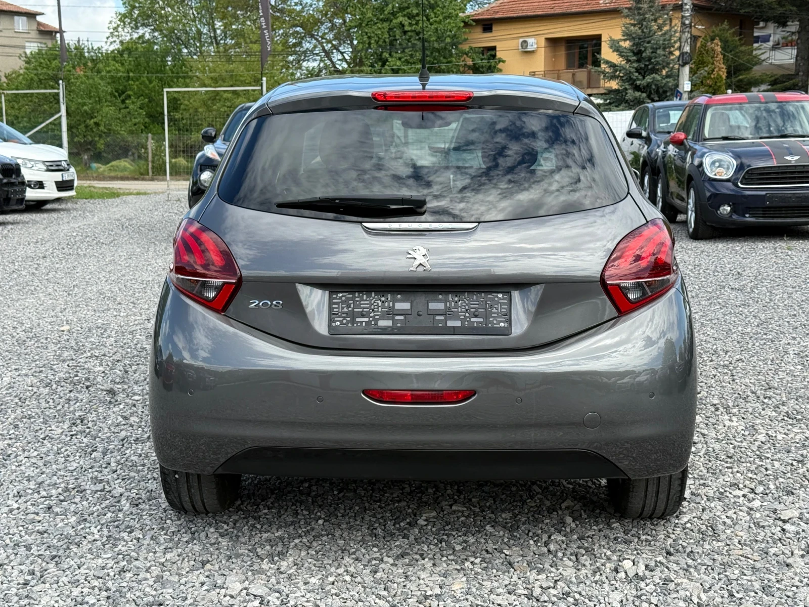 Peugeot 208 Facelift 2018 STYLE 1.2i (82hp) Euro 6 / 121000km, снимка 7 - Автомобили и джипове - 54569159