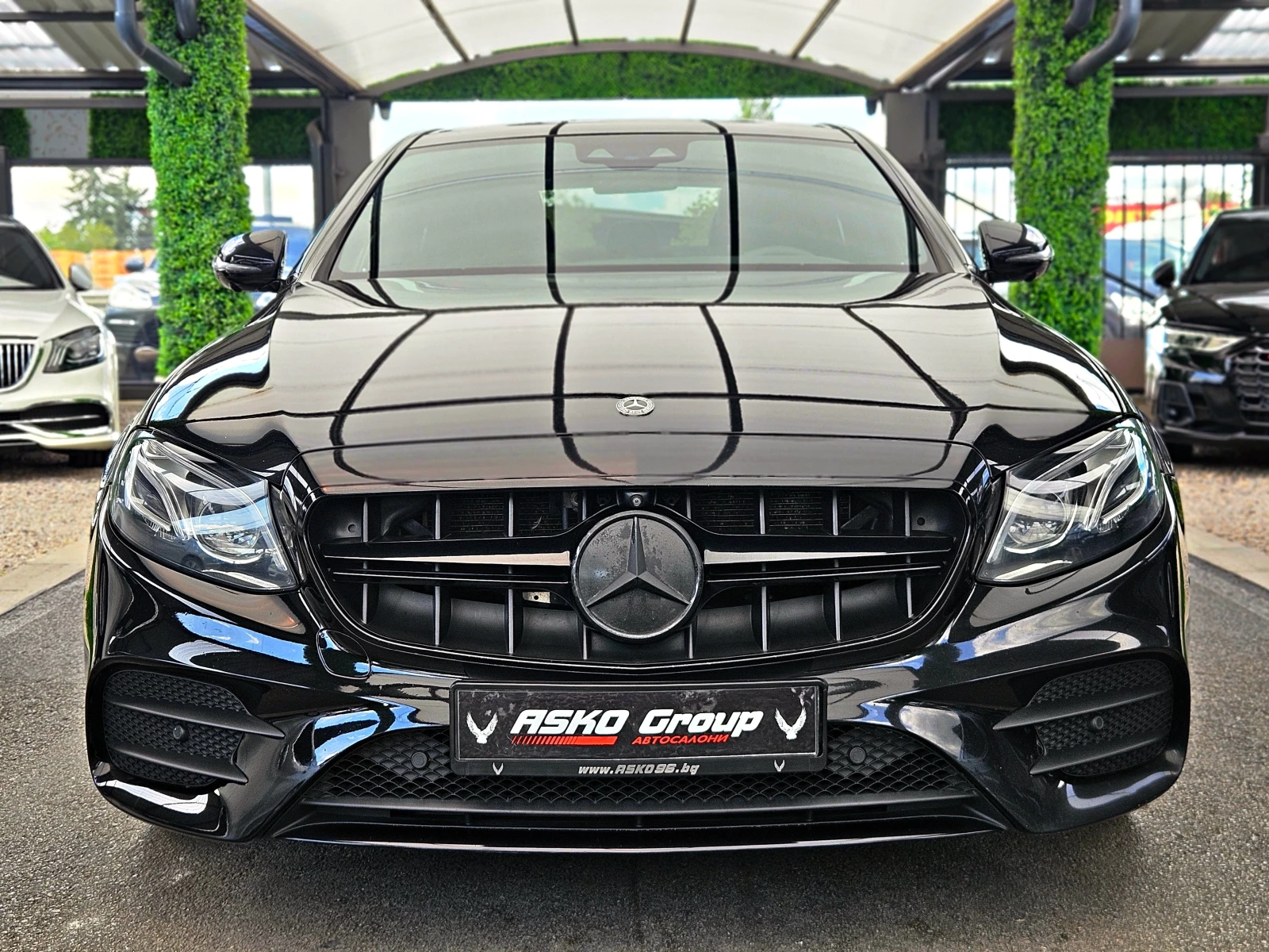 Mercedes-Benz E 220 AMG/GERMANY/PANO/360CAMERA/HUD/ПОДГРЕВ/CAR PLAY/LI, снимка 2 - Автомобили и джипове - 54626276