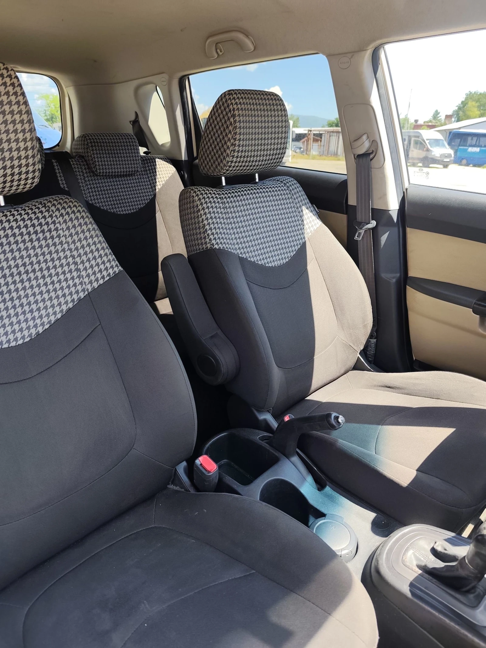 Kia Soul, снимка 7 - Автомобили и джипове - 54692082