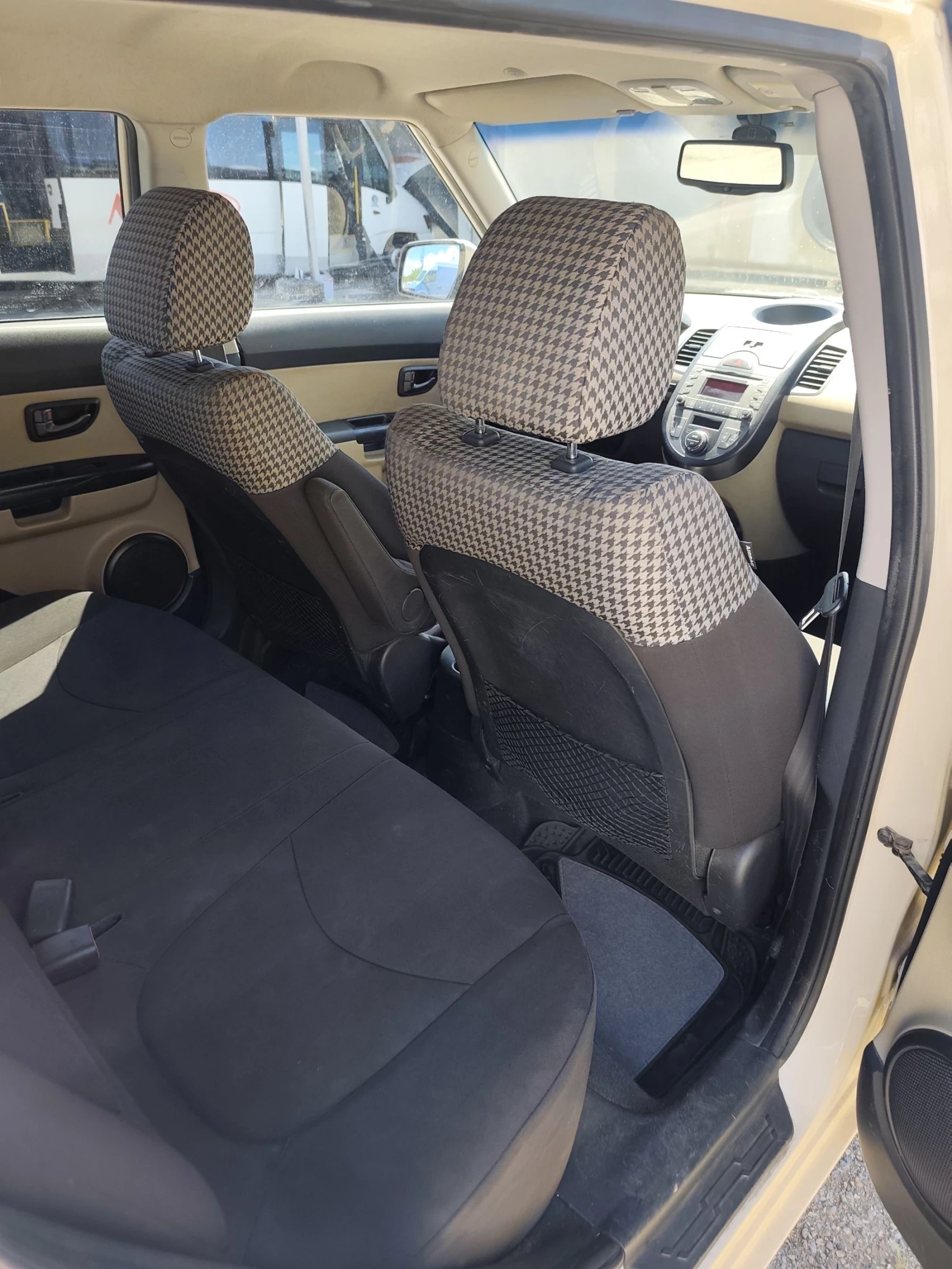Kia Soul, снимка 10 - Автомобили и джипове - 54692082