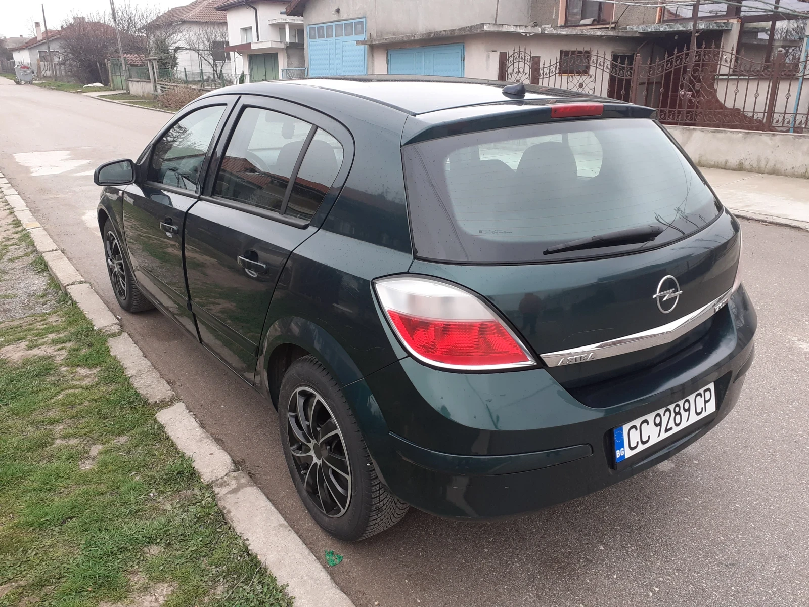 Opel Astra, снимка 3 - Автомобили и джипове - 54870023