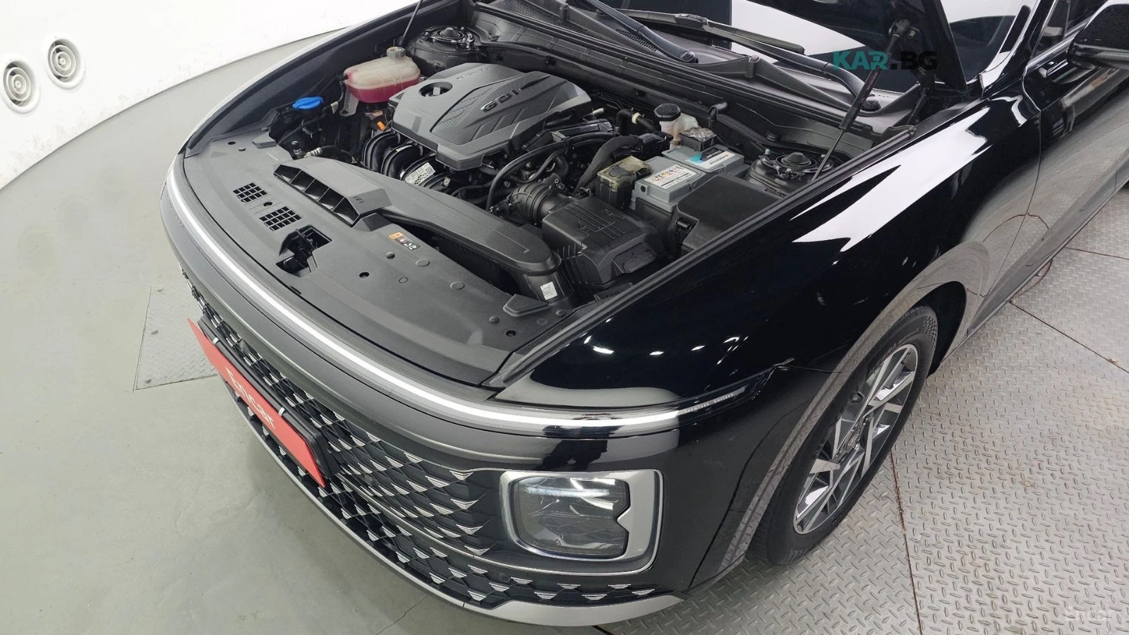 Hyundai Grandeur 2.5* EXCLUSIVE* ПОДГРЕВ* ОБДУХВАНЕ* 360* , снимка 6 - Автомобили и джипове - 55235190