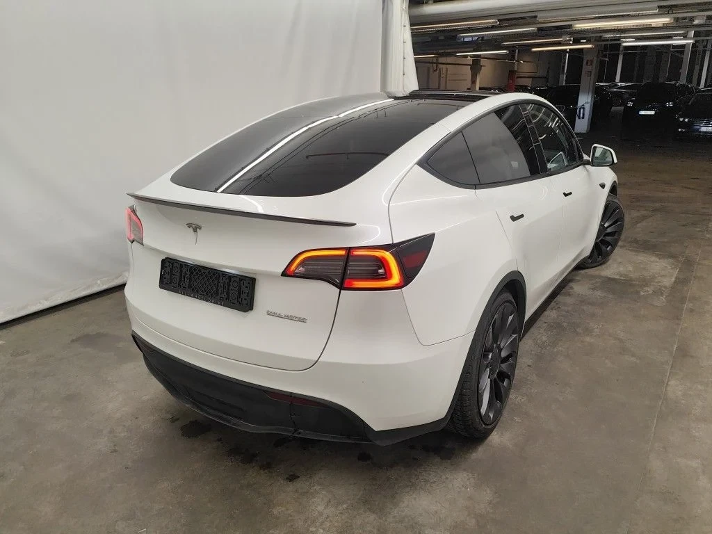 Tesla Model Y Dual Motor Perfomance LED Pano Navi Leather | Mobile.bg � ����������� 4