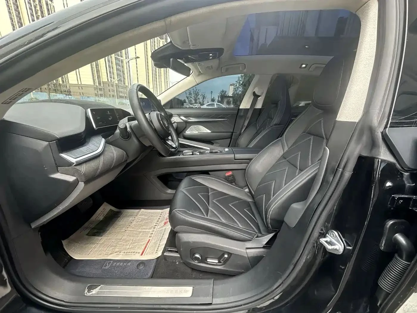 Zeekr 001, снимка 8 - Автомобили и джипове - 56689894