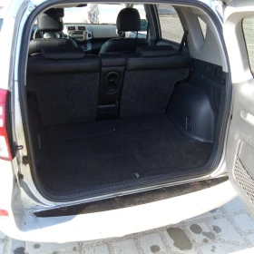 Обява за продажба на Toyota Rav4 2.2 D4D ~15 990 лв. - изображение 7