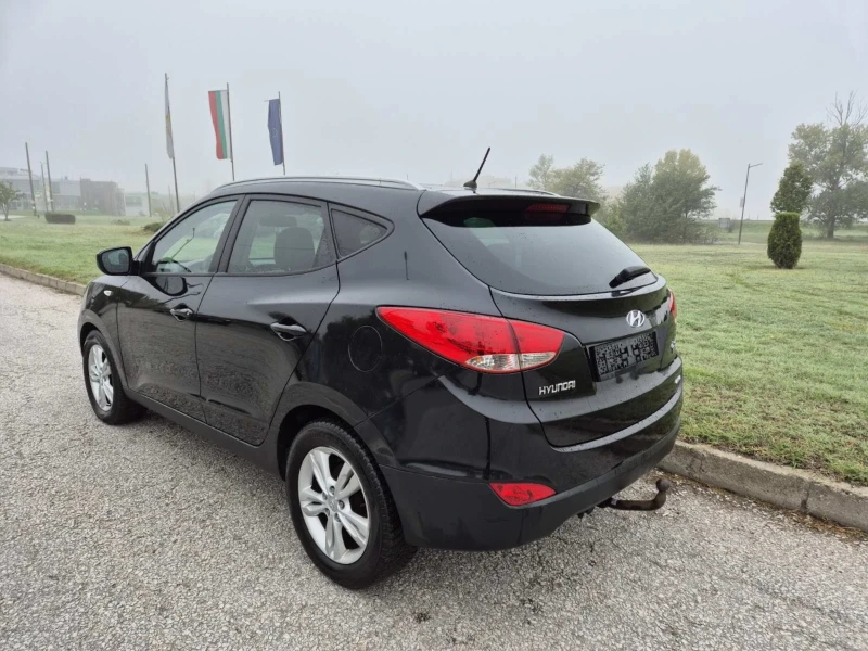 Hyundai IX35 2.0 CRDI 136hp 4x4, снимка 6 - Автомобили и джипове - 47506517