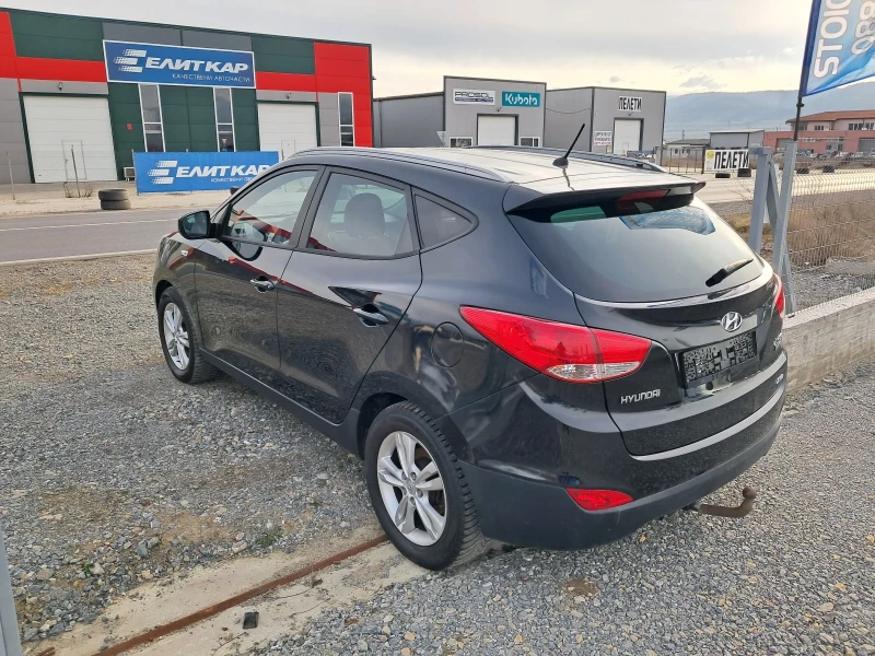 Hyundai IX35 2.0 CRDI 136hp 4x4, снимка 5 - Автомобили и джипове - 47506517