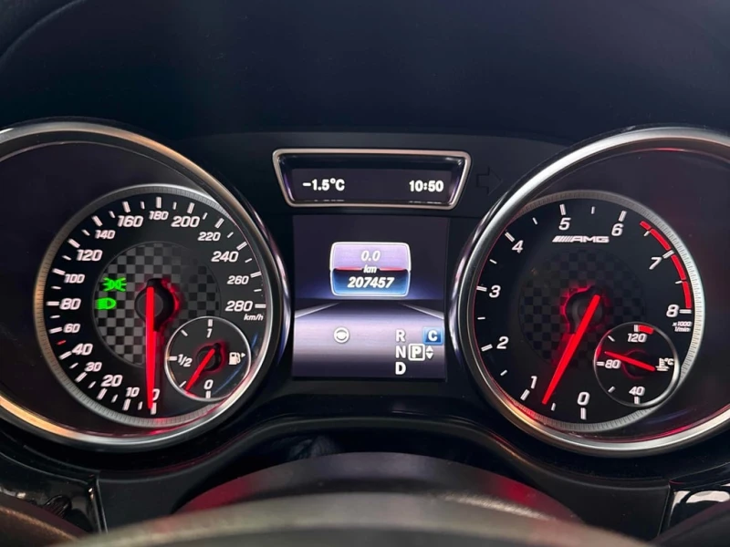 Mercedes-Benz GLE * AMG 43 * CARFAX * БЕЗ ПЪРВОНАЧАЛНА ВНОСКА, снимка 8 - Автомобили и джипове - 52776406