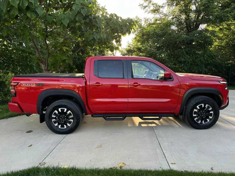 Nissan Frontier PRO-X4, снимка 2 - Автомобили и джипове - 53063564