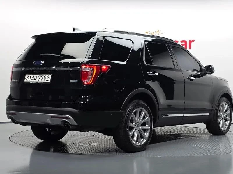 Ford Explorer, снимка 2 - Автомобили и джипове - 56688194