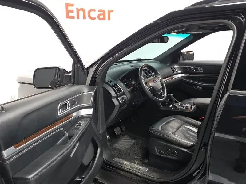 Ford Explorer, снимка 10 - Автомобили и джипове - 56688194