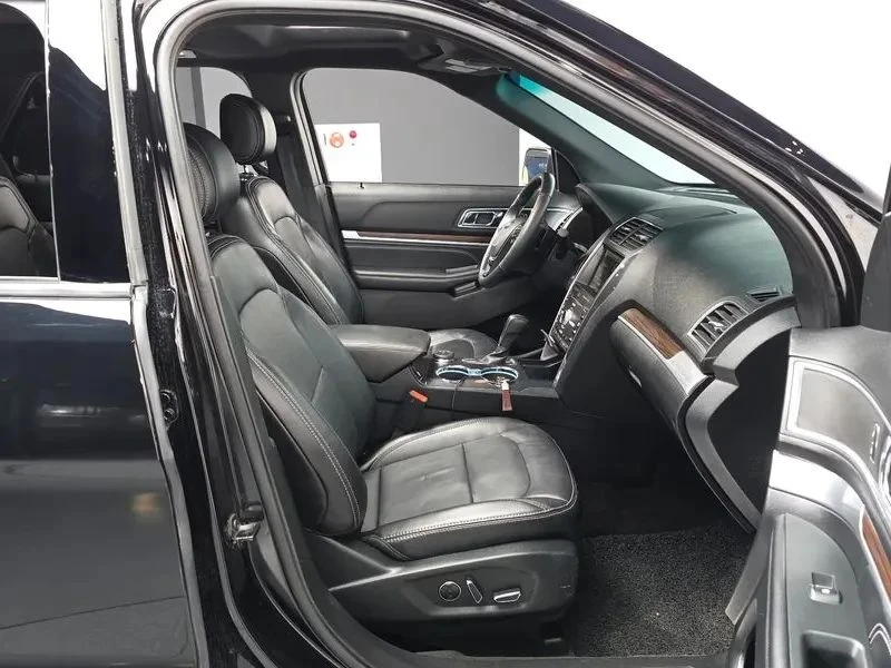 Ford Explorer, снимка 11 - Автомобили и джипове - 56688194