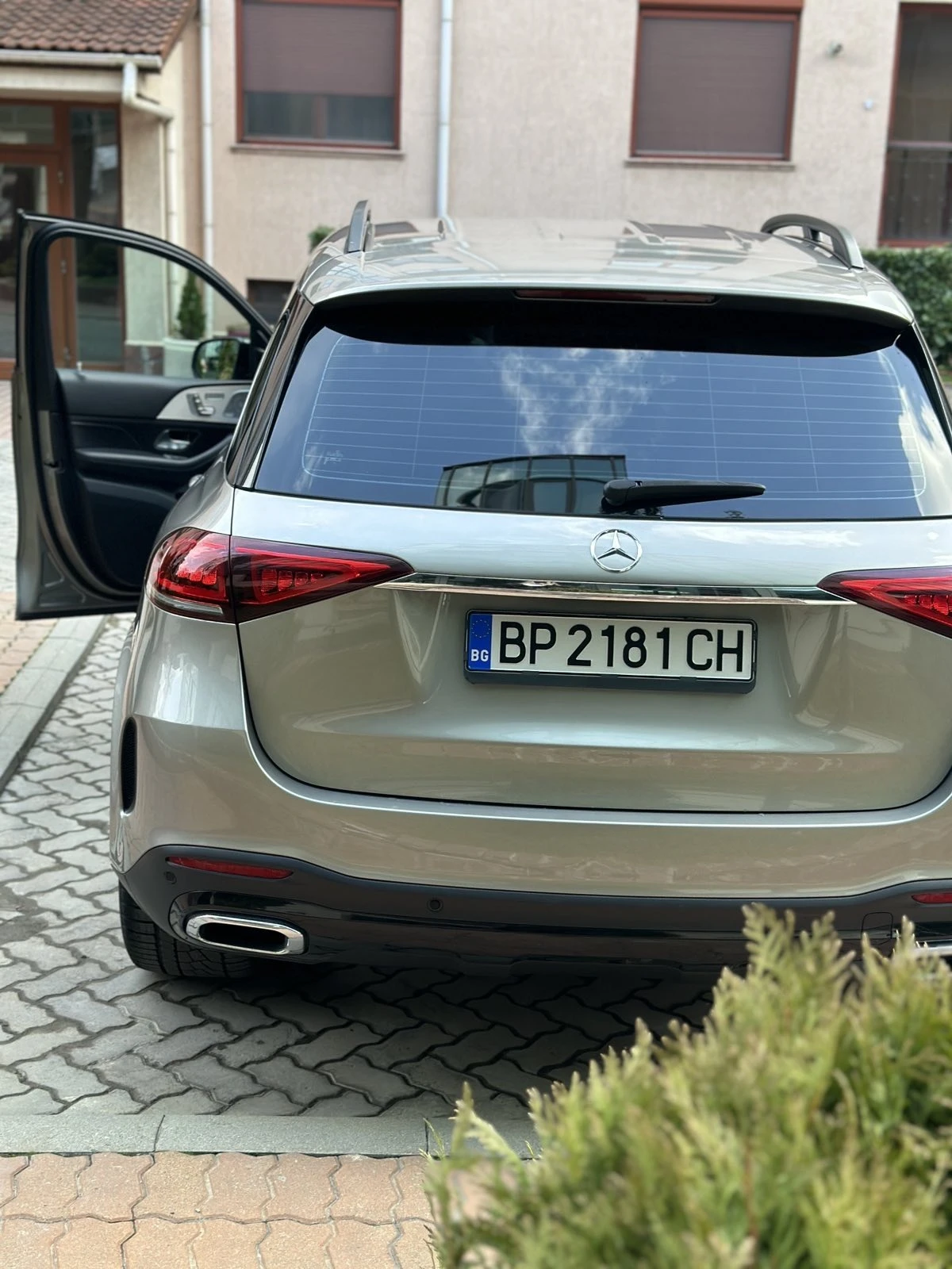 Mercedes-Benz GLE 300D AMG paket 6+ 1 | Mobile.bg — изображение 12