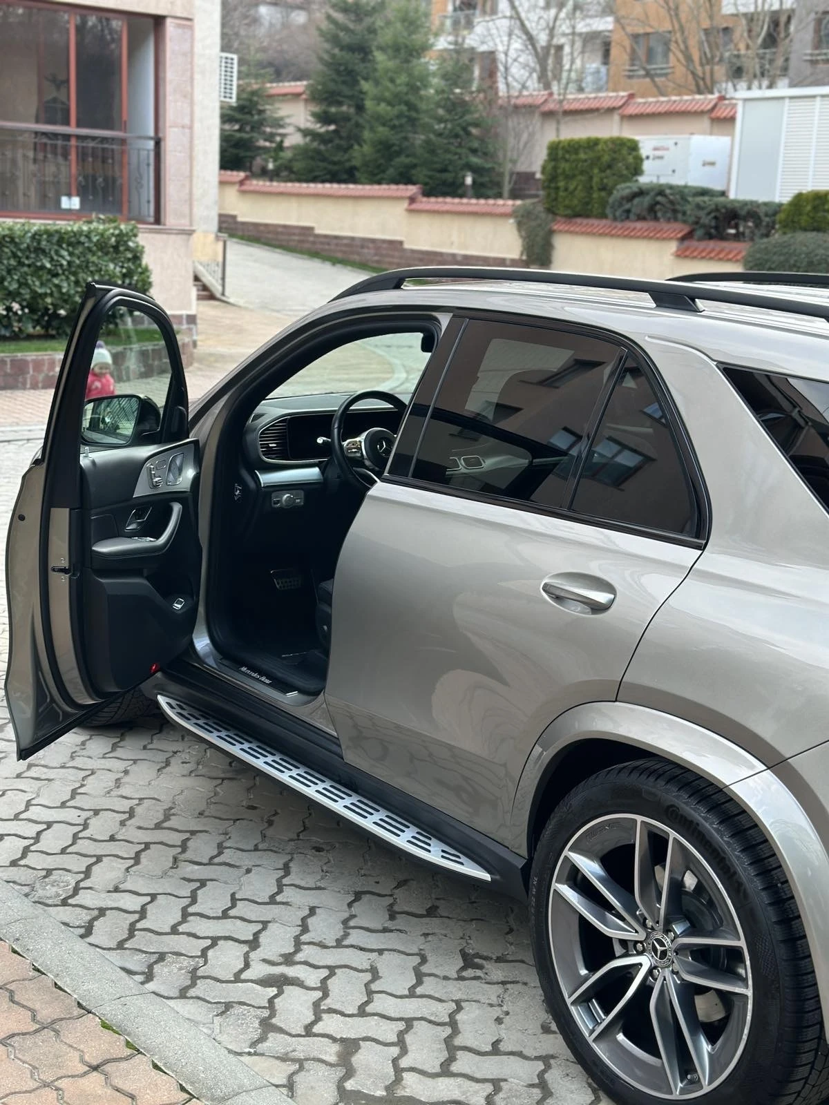 Mercedes-Benz GLE 300D AMG paket 6+ 1 | Mobile.bg — изображение 17