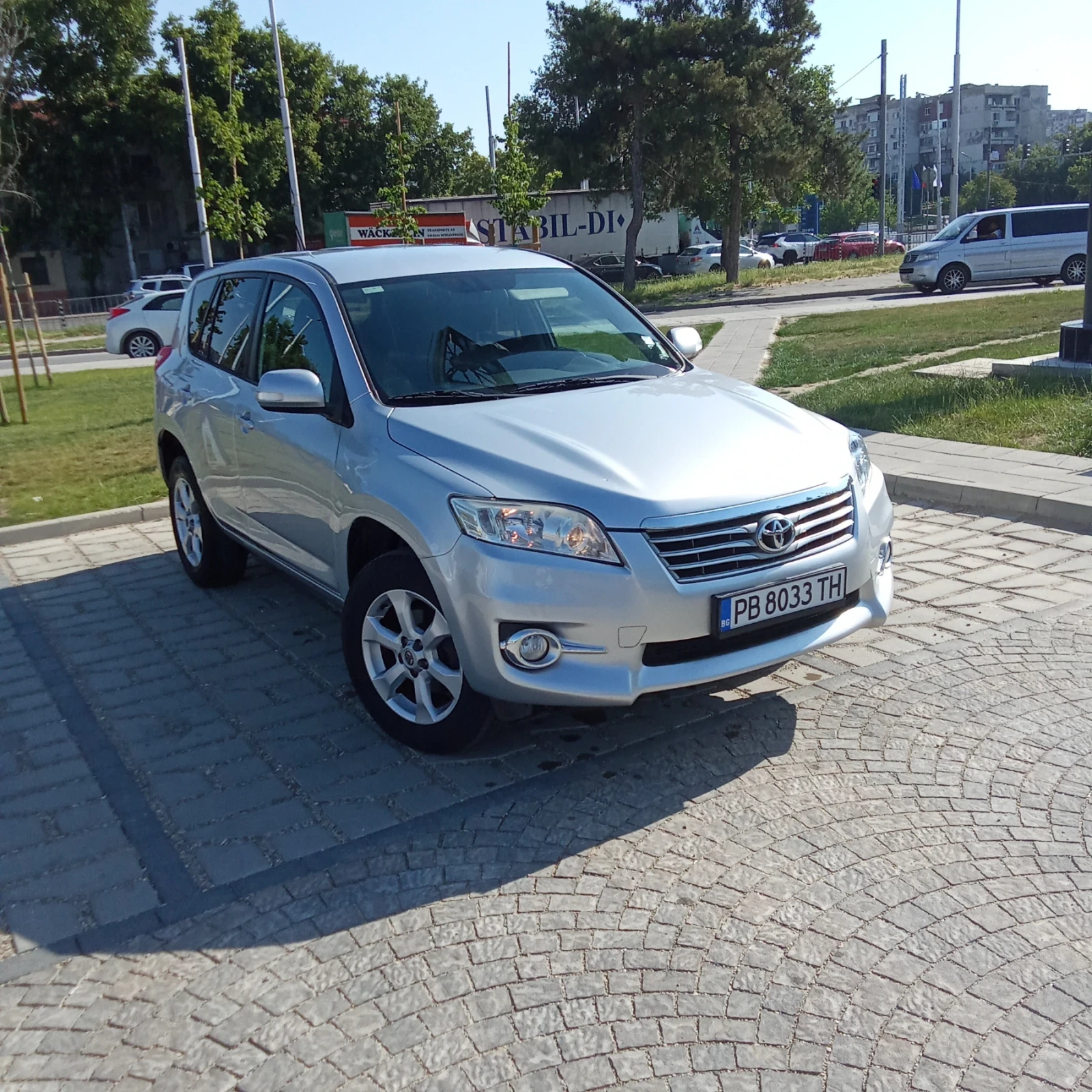 Toyota Rav4 2.2 D4D - изображение 7