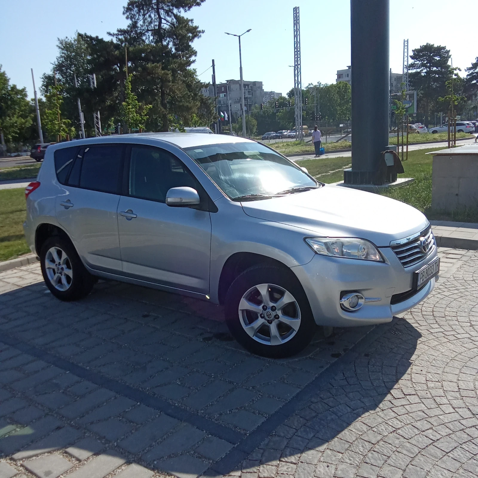 Toyota Rav4 2.2 D4D - изображение 5