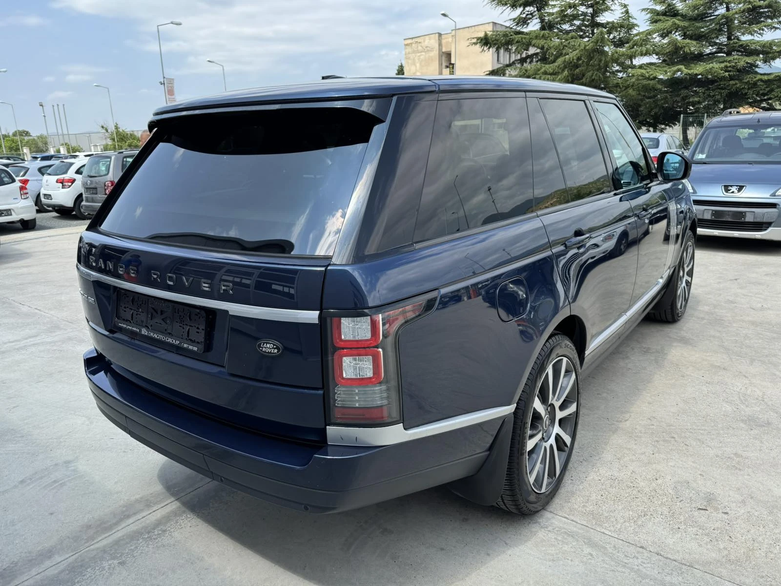 Land Rover Range rover 3.0* 250ps* 4x4* MERIDIAN* КОЖА* КАМЕРА*  - изображение 5