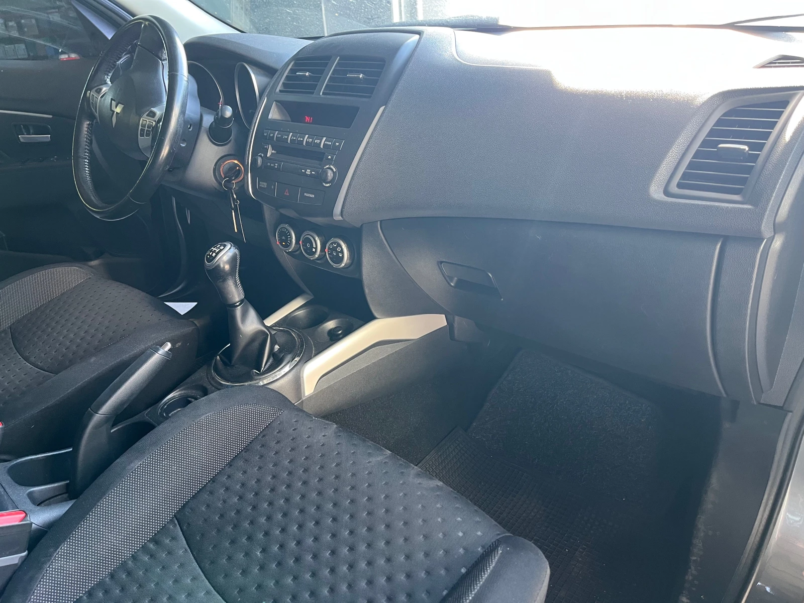Mitsubishi ASX 1.6 i 117k.c - изображение 10