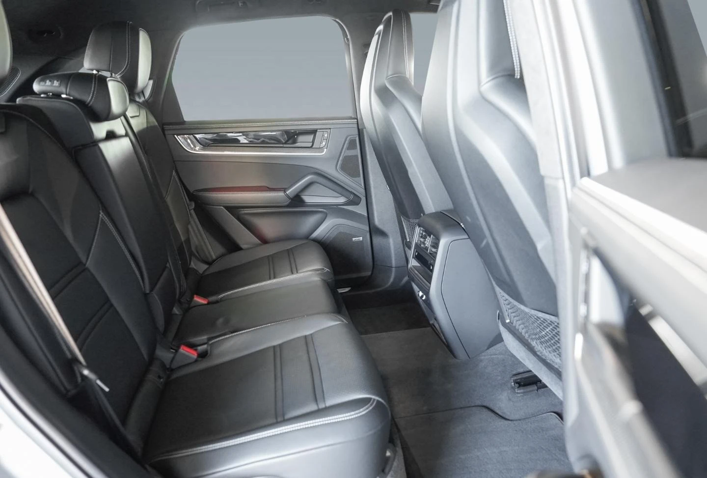 Porsche Cayenne TURBO E-HYBRID/FACELIFT/BOSE/SPORT DESIGN/CARBON/  | Mobile.bg   15